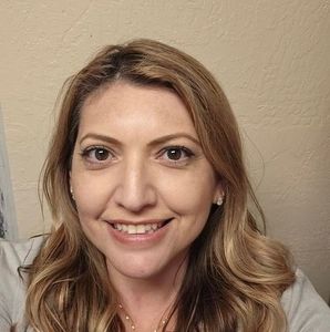 Meet your Posher, Monica